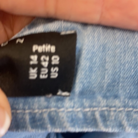 ASOS petite soft denim mini pinafore dress - Picture 7 of 7